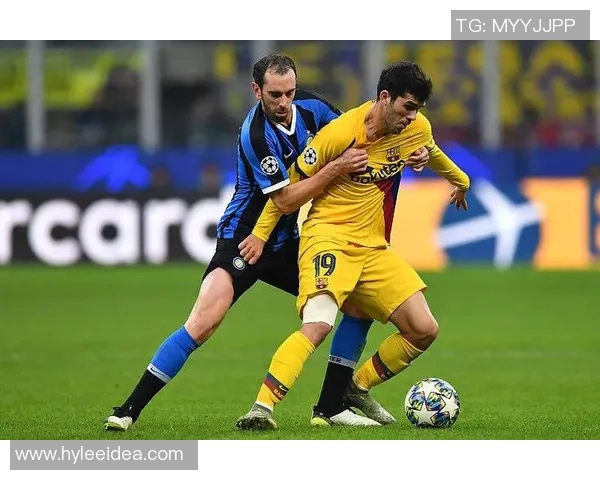 国际米兰球迷在圣西罗外抗议高昂欧冠门票价格引发关注