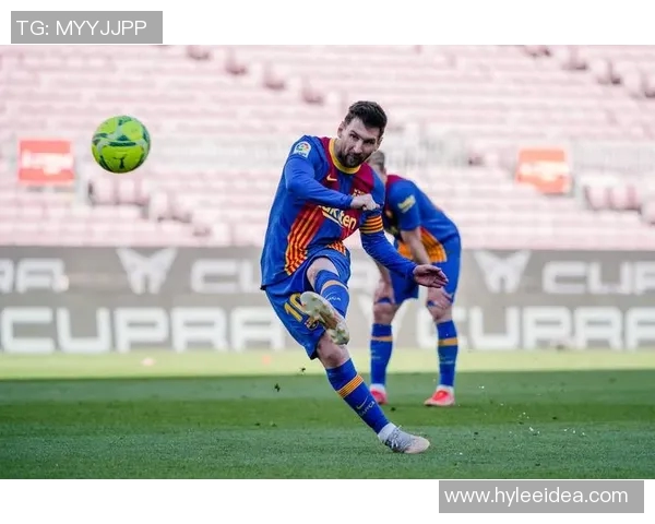 西甲联赛借梅西人气为巴萨下场比赛营造热烈氛围